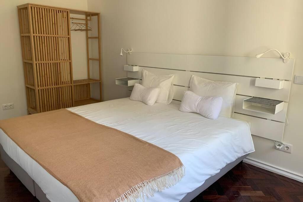 Casa Do Largo Sardinha - Very Central Apartment With Ac Lisbon Exterior photo